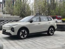 一汽奔腾悦意07电混SUV正式上市，重塑市场格局