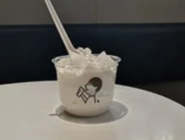 喜茶再陷抄袭争议：新式茶饮的创意枯竭与行业内卷