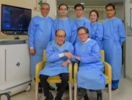 96岁李嘉诚罕见现身：一代巨贾的黄昏启示录