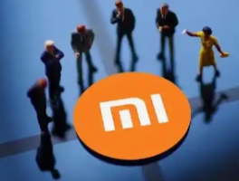 小米集团午后跳水超4%：一场科技股的价值重估风暴