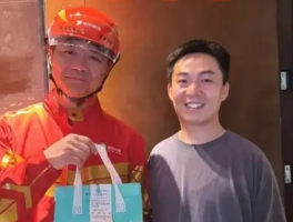 京东证实“刘强东亲自送外卖”