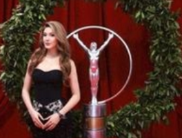 谷爱凌颁发劳伦斯终身成就奖，闪耀国际体育舞台