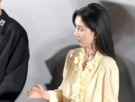 陈都灵肘击宋祖儿拳击：戏里戏外的“热血交锋”