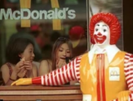 杨乃文"麦当劳宣言"背后的明星饮食焦虑：当味蕾安全遇上文化期待