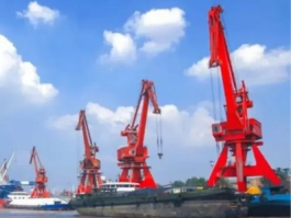 苏州港：免费堆存政策助力外贸企业破浪前行