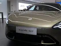 小米YU7“老头乐版”上路