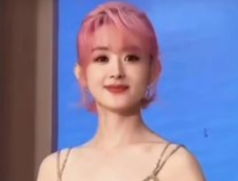 赵丽颖社媒争议言论已删文，风波后选择低调处理