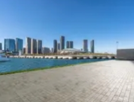 大连东港音乐喷泉：海滨之畔的视听盛宴