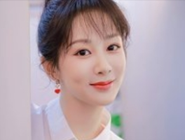 杨紫为高考生打call