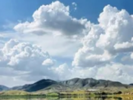 "云朵有力量"打一字谜底揭晓："动"字里的乾坤