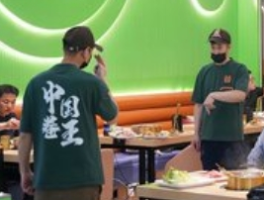 郑州一家“无声餐厅”火爆出圈：残障就业的破壁实验